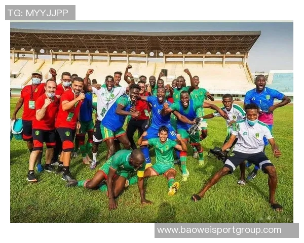 曼联转变阵型为433备战非洲杯姆伯莫等球员缺席