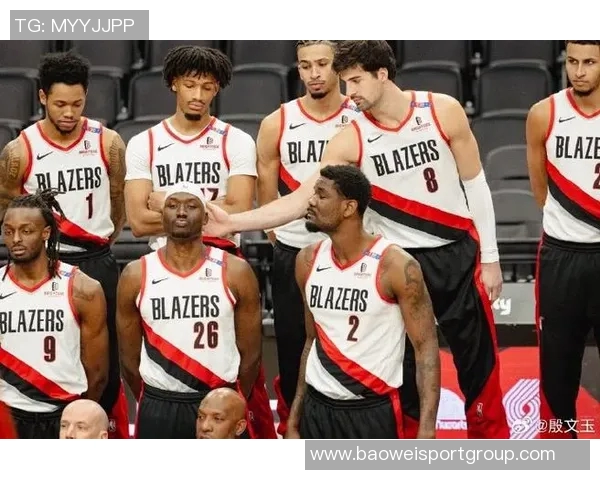 摄影师遭遇困境新赛季定妆照球员身高缩水引发热议