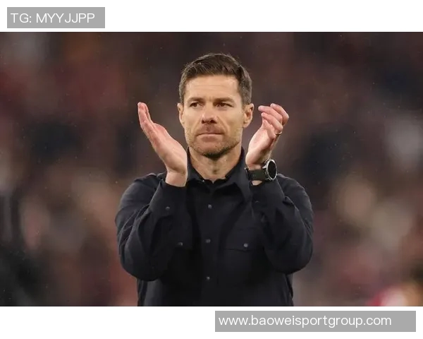 皇马更衣室团结一心共同抵御外界干扰与压力 皇马更衣室团结一心共同抵御外界干扰与压力